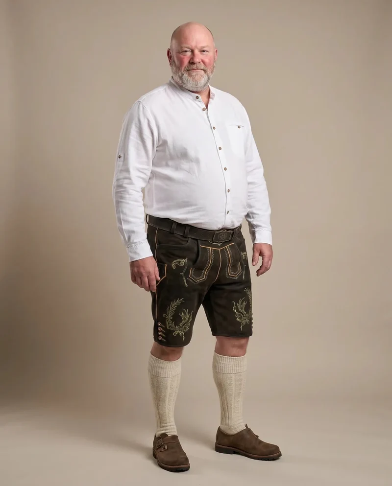 MODELL: MICHL