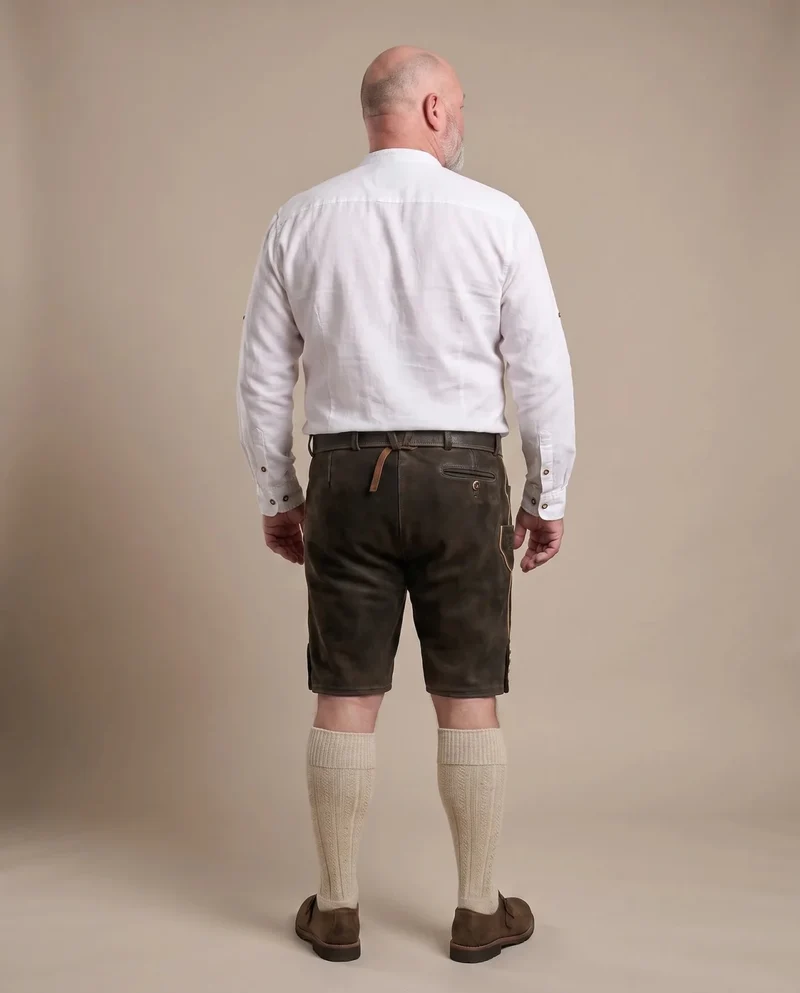 MODELL: MICHL