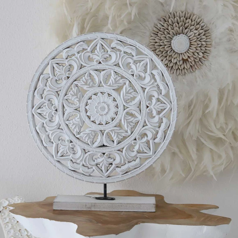 Weißes Mandala als Deko