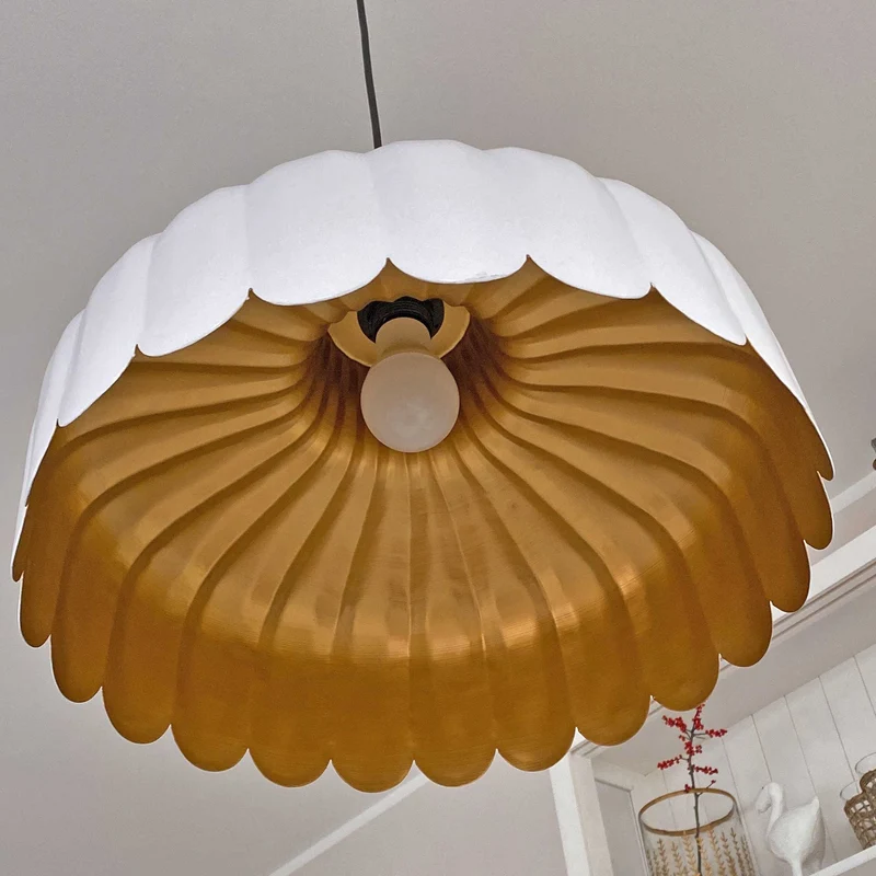 Weiße Esstischlampe