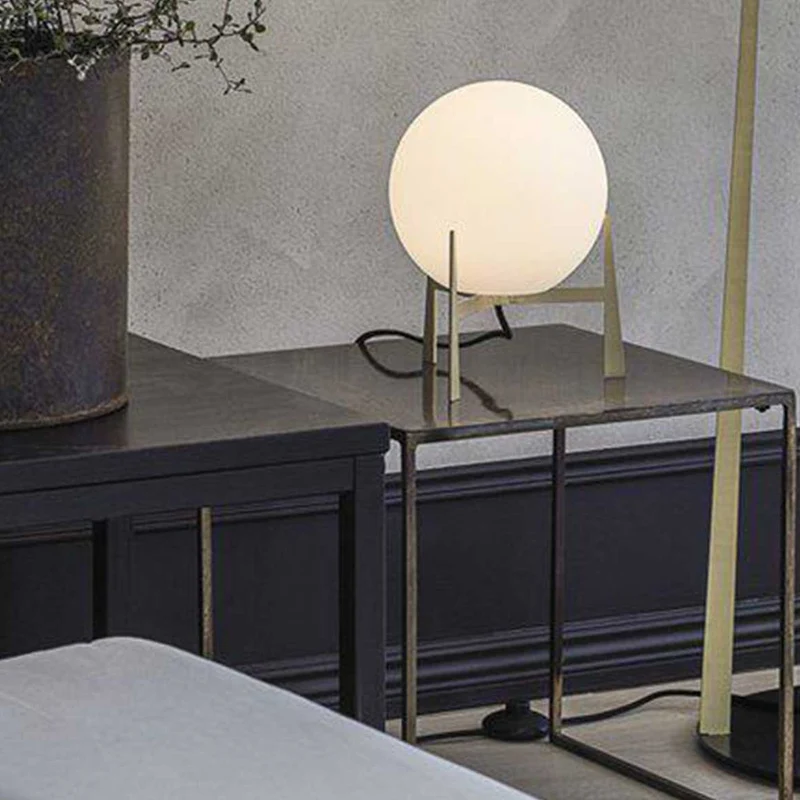 Tischlampe modern Milla