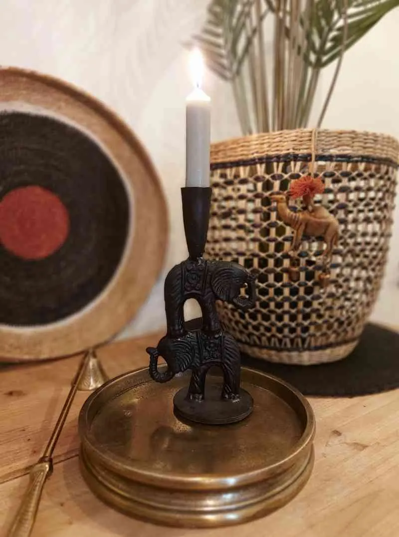 Kerzenhalter 2 Elefanten THOR black Eisen 21 cm | Kerzenständer schwarz | Affari of Sweden