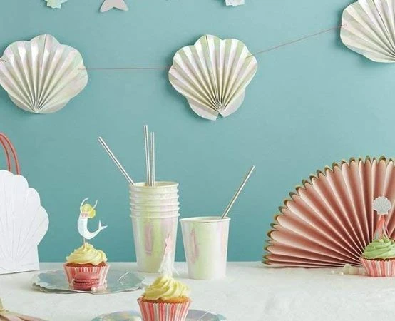 Meri Meri 8x Partybecher IRISIEREND SCHIMMERNDE Pappbecher
