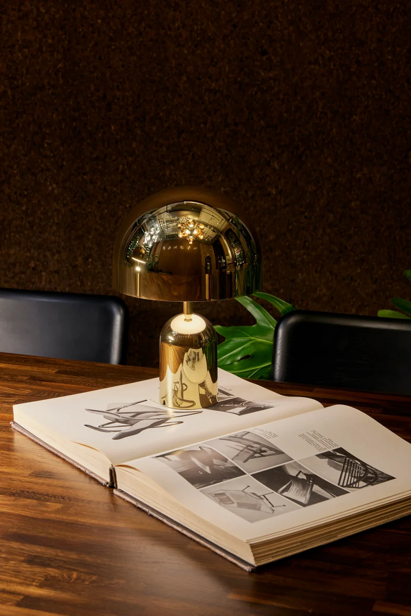 Bell Portable Tischleuchte Gold – Kabellose LED Designlampe
