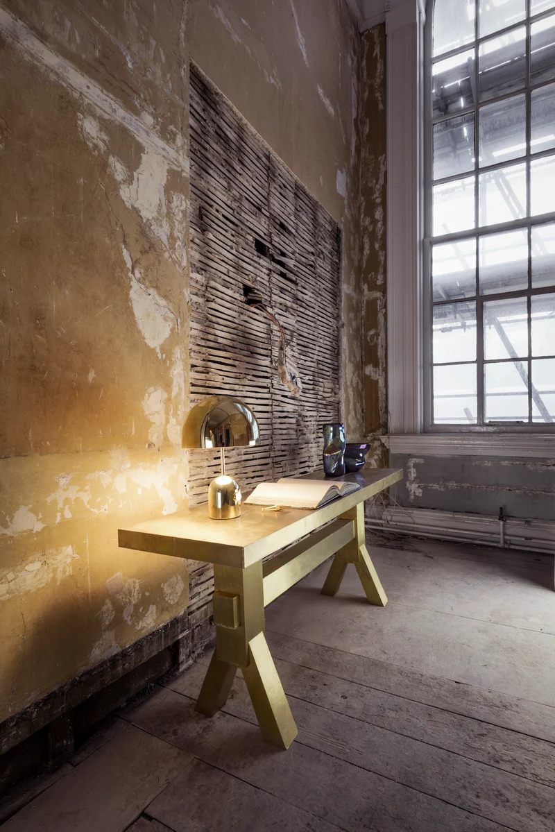 Bell Tischleuchte – Gold