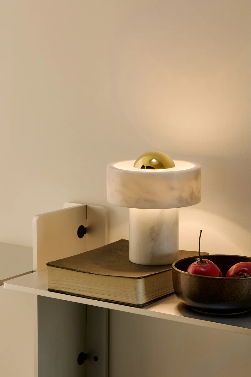 Stone Portable gold Table Lamp – Tragbare Marmor Tischleuchte