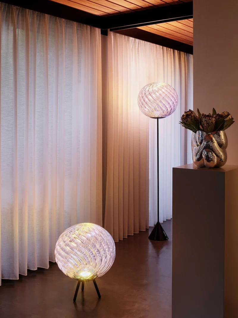 Whirl Large Portable – Design Akku-Leuchte in Silber