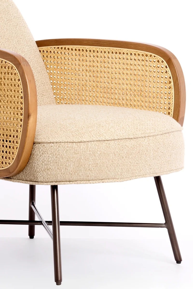Loungesessel FIENNE beige mit Rattangeflecht