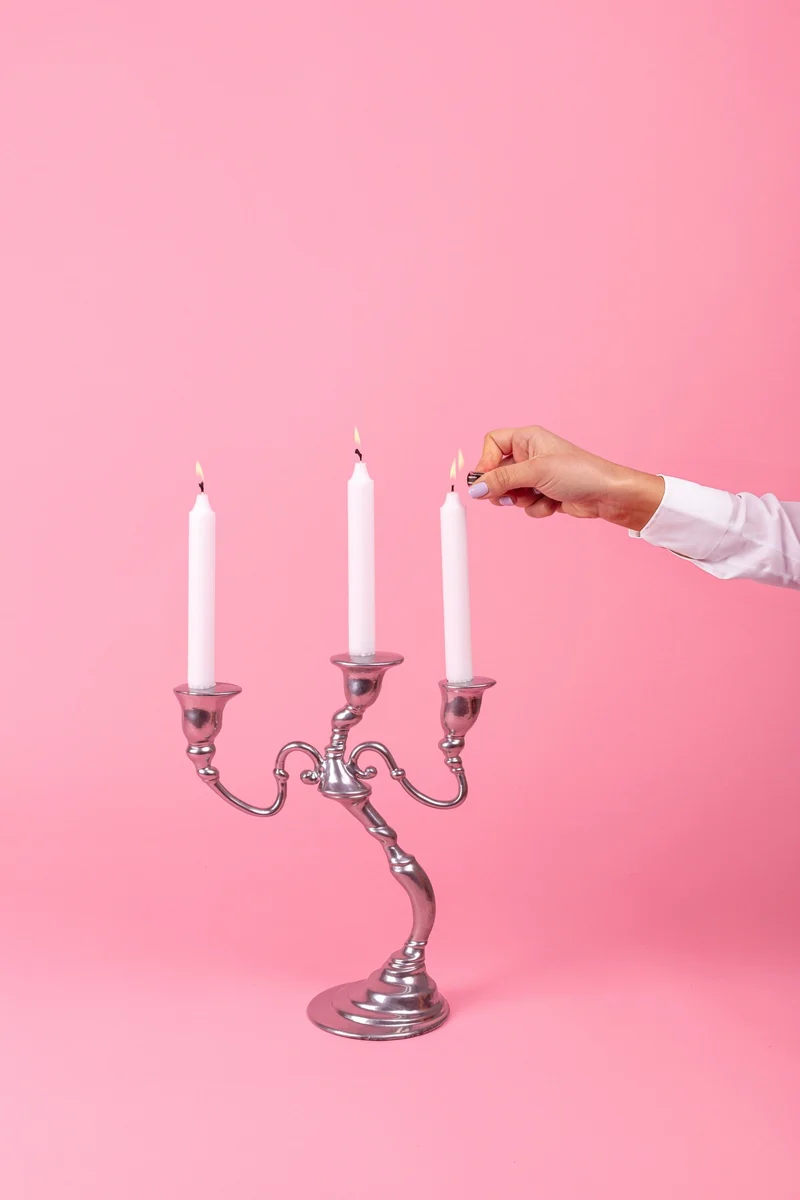 Drei-armiger Kerzenständer DANCING silber