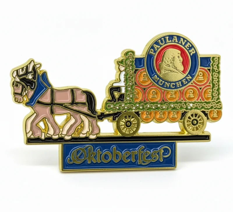 Anstecker Oktoberfest™ Pin Paulaner Bierwagen