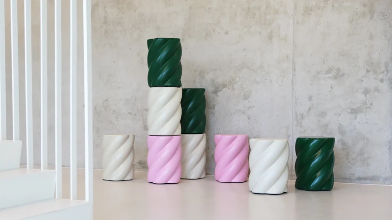 Hocker „Marshmallow“ Pink – skulpturaler Design-Stool