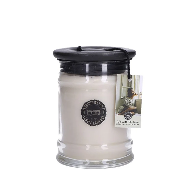 Duftkerze UP WITH THE SUN Oriental Spice | ca. 85 H | Bridgewater Charity Candle