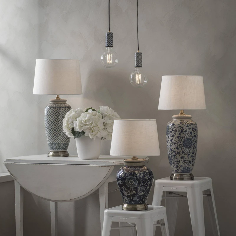 Chinesische Blau-Weiß Porzellanlampe