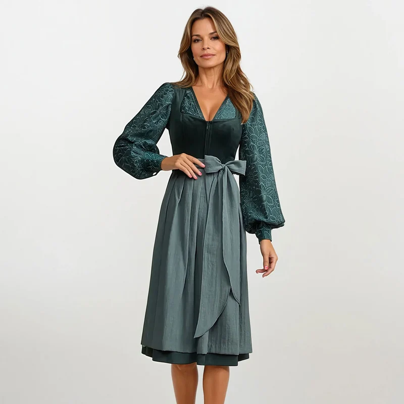 Krüger Dirndl Valera Tannengrün Herz-Ausschnitt 70cm