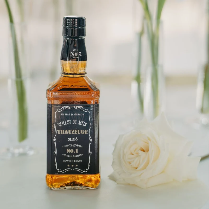 Aufkleber Whiskyflasche Willst Du mein Trauzeuge sein?