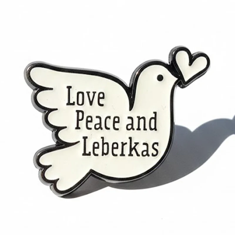 Anstecker Spruch "Love Peace and Leberkas" - Taube