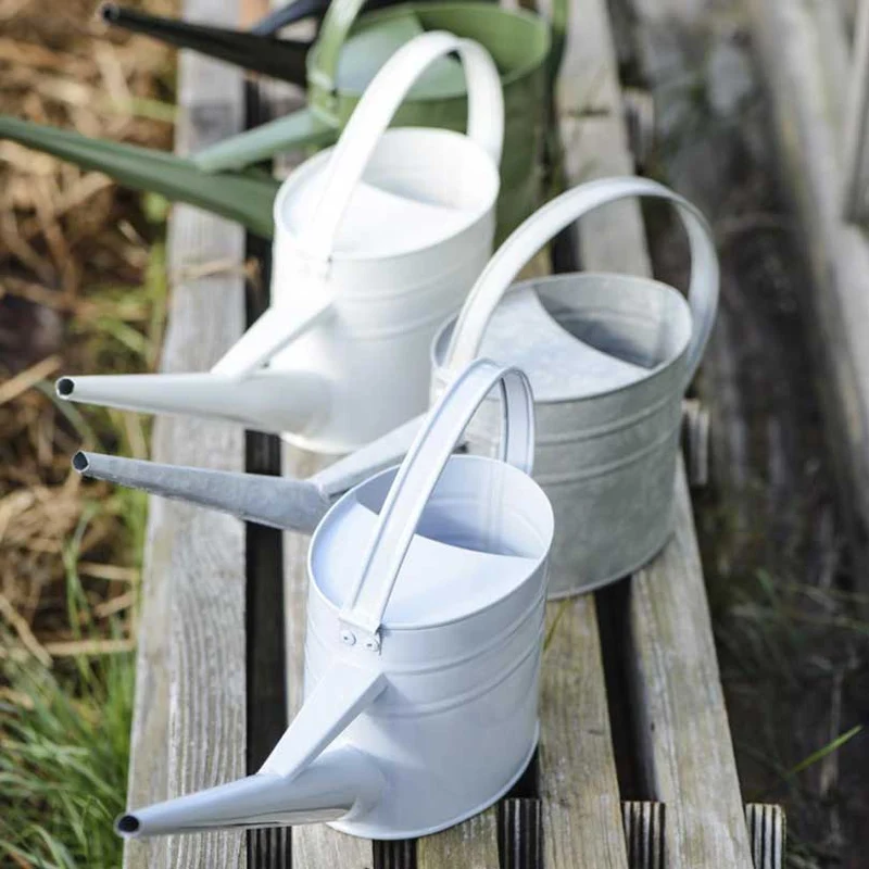 Gießkanne aus Metall ca. 1,4 Liter Wasserkanne weiß für Garten und Balkon