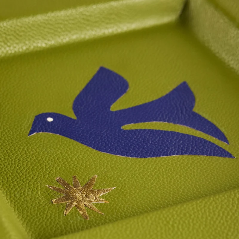 Leder-Tablett PLAYA BIRD olivgrün 23 x 23 cm