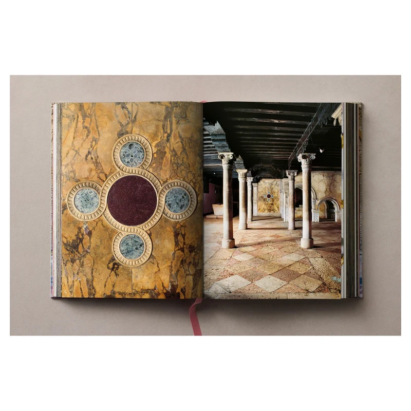 Massimo Listri. Italian Palaces