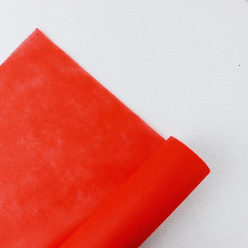 Roter Teppich Läufer aus dünnem Vlies (15m Länge)