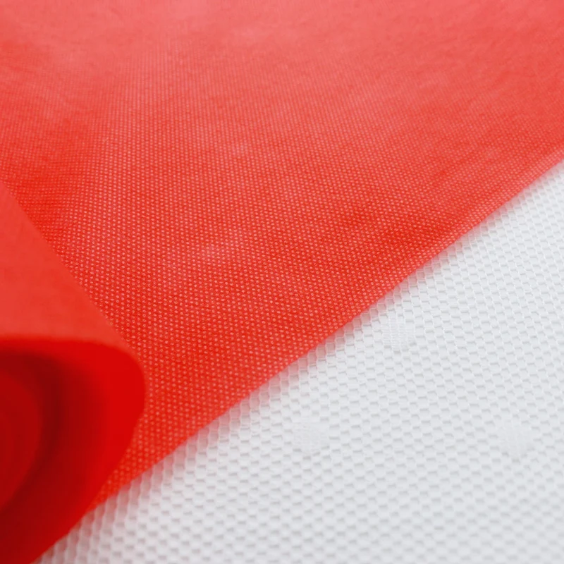 Roter Teppich Läufer aus dünnem Vlies (15m Länge)