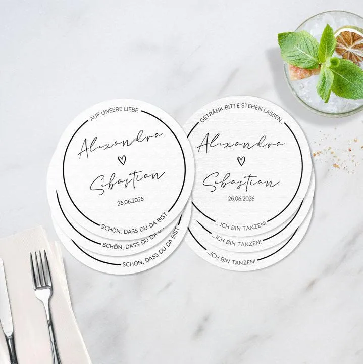 Personalisierte Bierdeckel Hochzeit Herzchen (50 Stück)