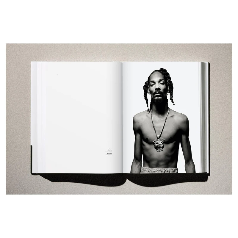 Albert Watson. Kaos