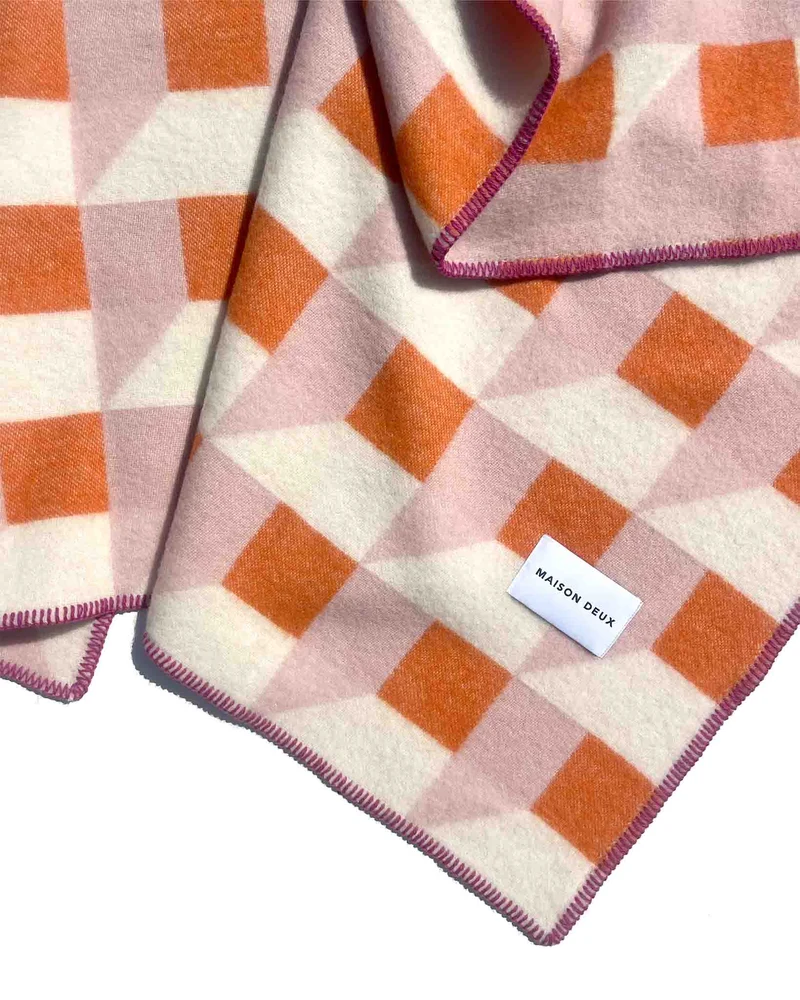 Wolldecke CUBICS, pink-karotte