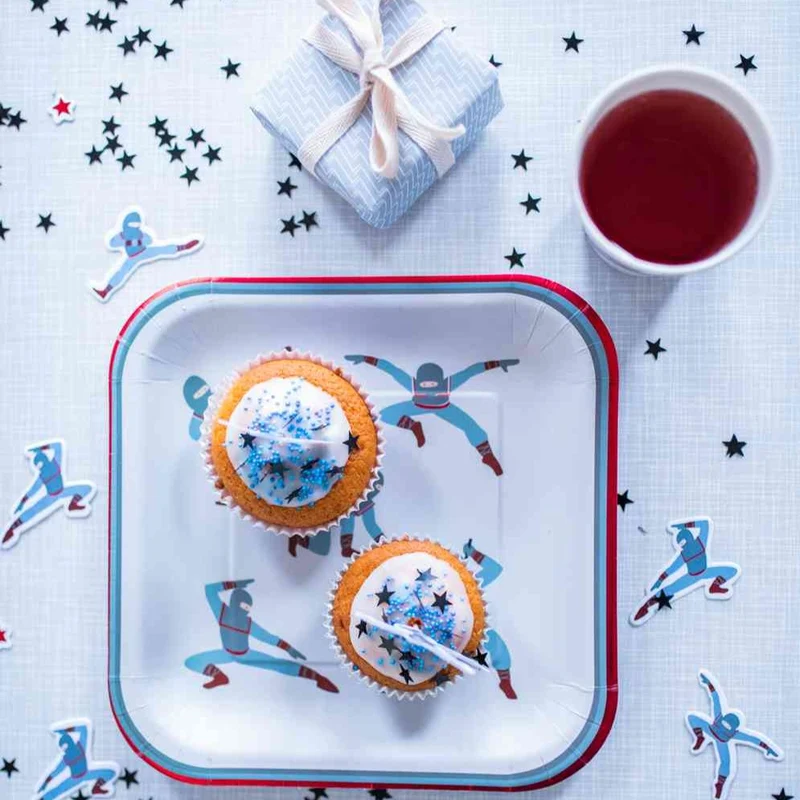 Cupcake Set GRATIS (Bedingungen siehe Produkttext!) NINJA 24 Muffin-Backformen 24 Dekosticks