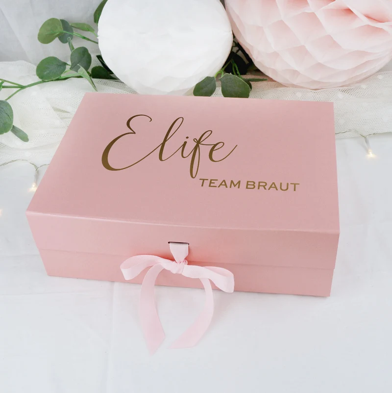 Personalisierte Geschenkbox mit Schleife rosa