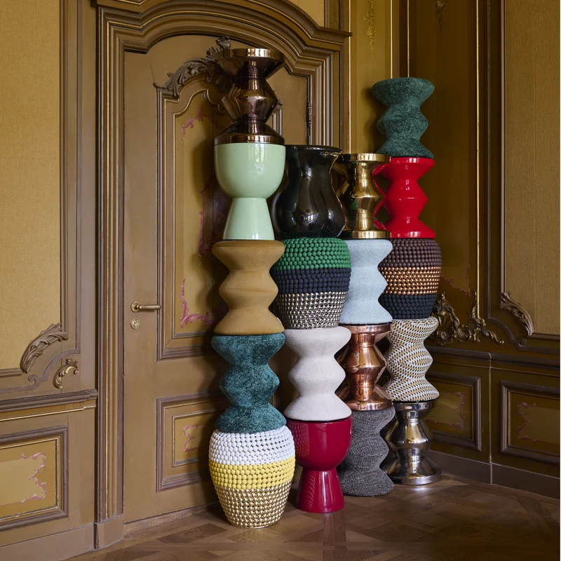 Zig Zag Metal Hocker/Beistelltisch verschiedenen Farben