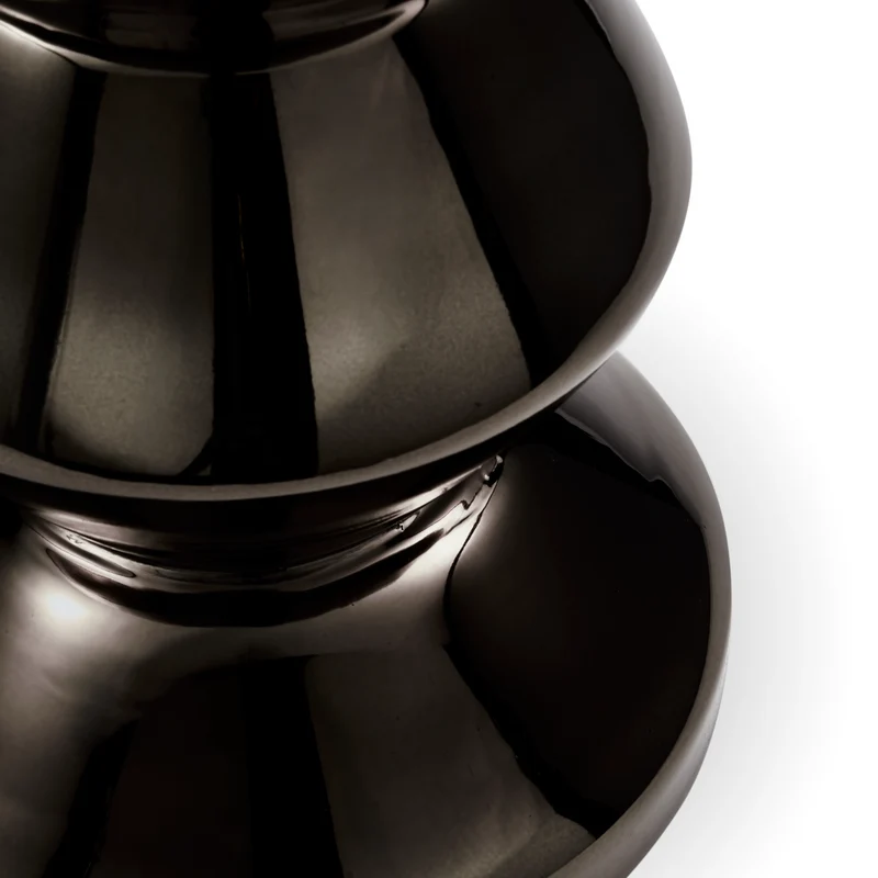 Zig Zag Metal Hocker/Beistelltisch verschiedenen Farben