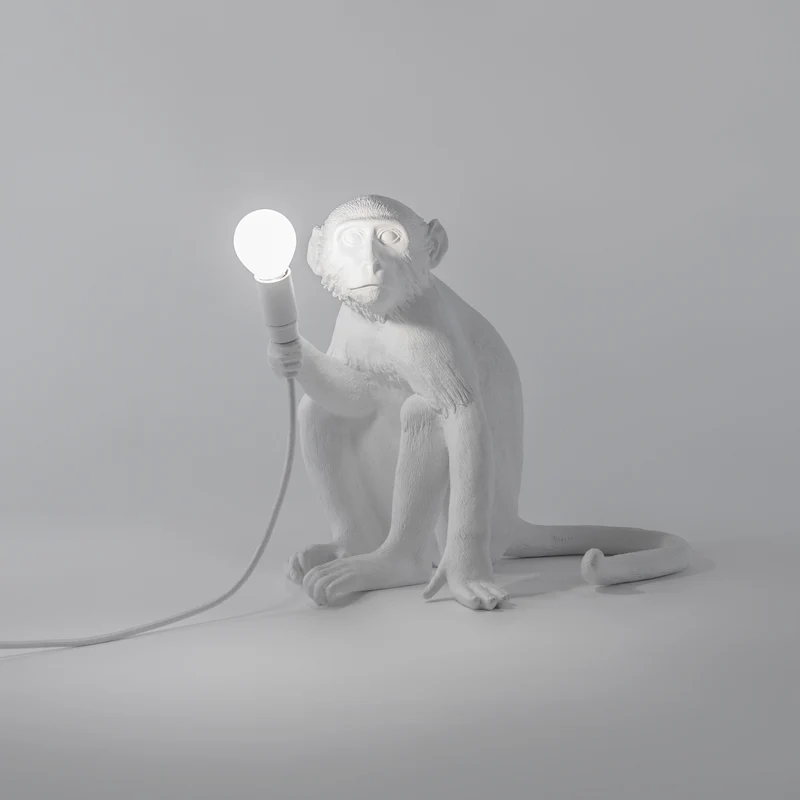 Tischleuchte MONKEY sitzend weiß H32