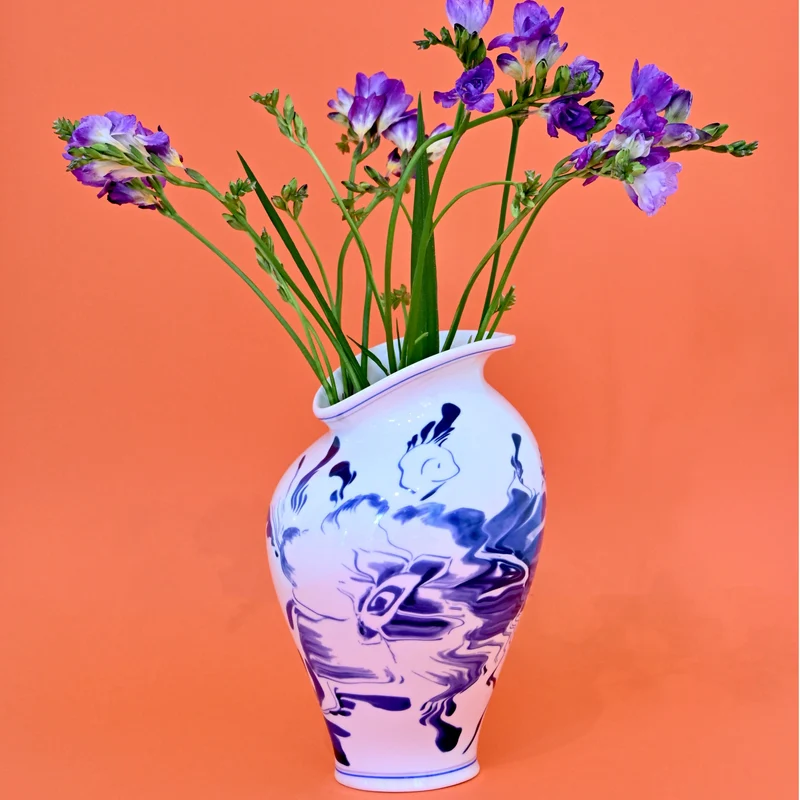 Classics on Acid Vase FLORAL DELFT H30cm
