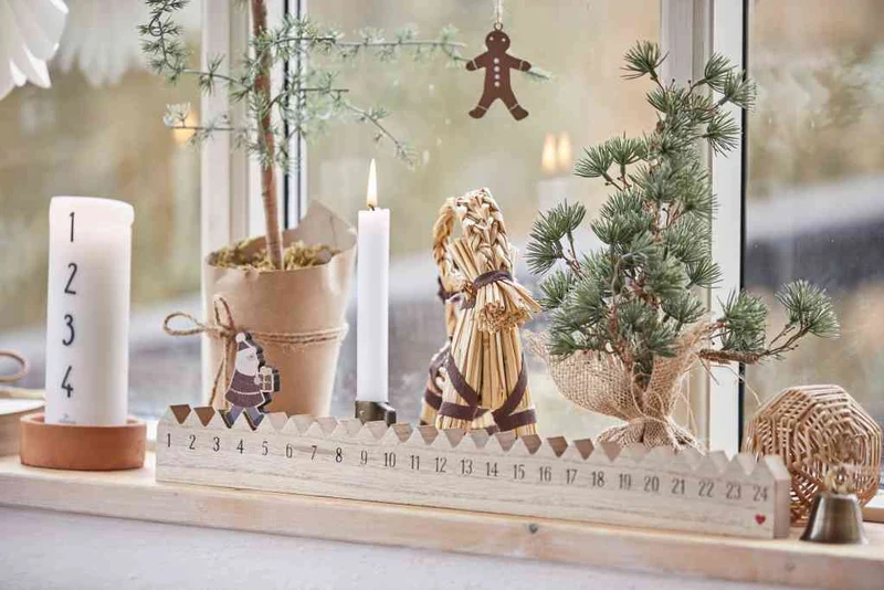 ZEDERNBAUM ☆ 30-35 cm Weihnachtsbaum Kunstpflanze im Jutesack
