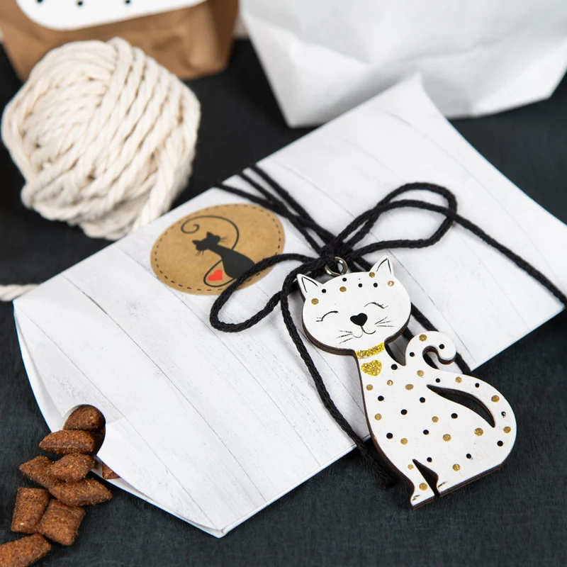 4 Katzen Deko Holzanhänger Weihnachten Gold weiß 7,5 cm