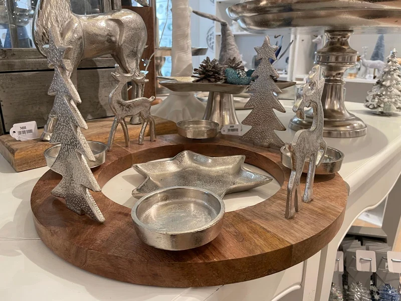 Adventskranz mit Hirschen und Christbäumen Ø 41 cm 24163 | Silber Metall und Holz
