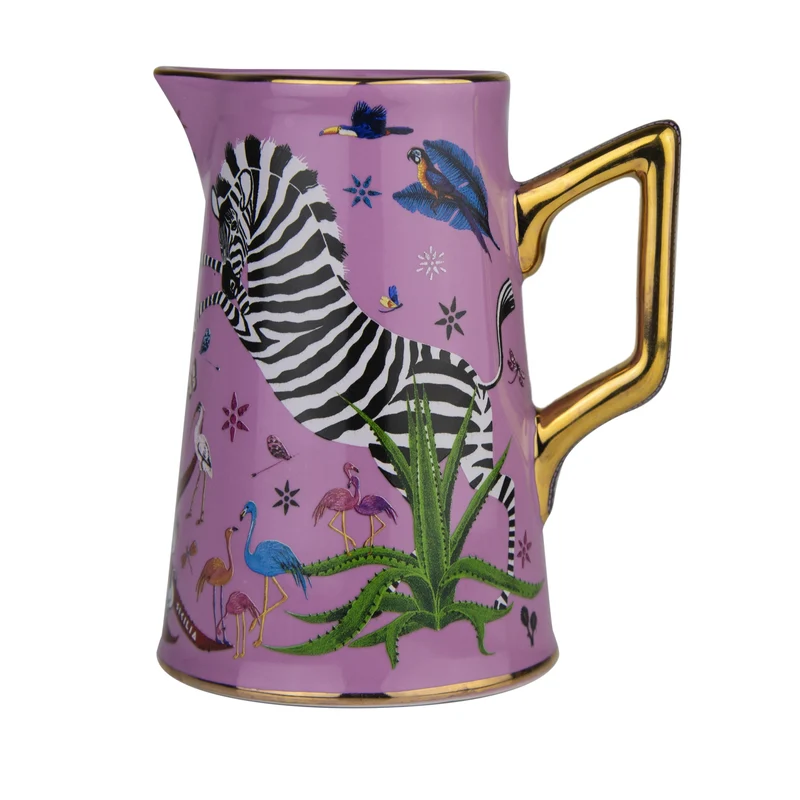 Kleine Karaffe „Jug Ceramic Pink“ Jungle-Motiv
