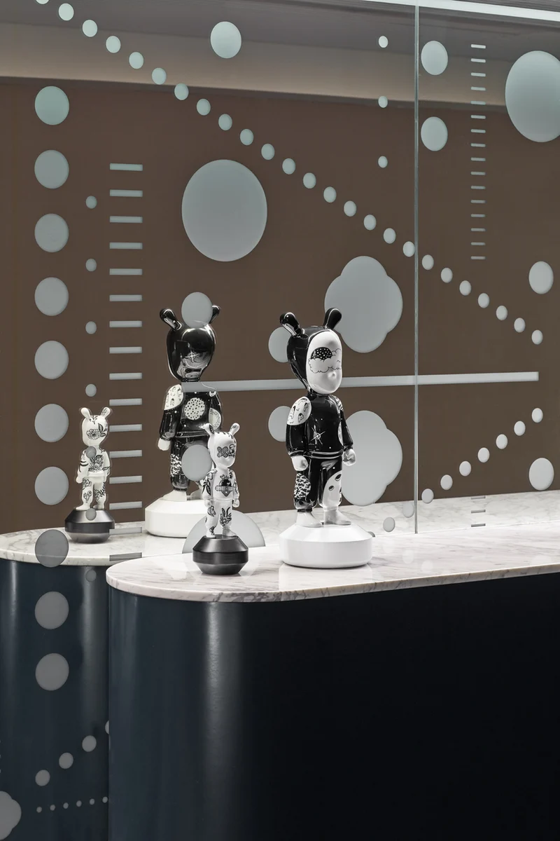 Deko Skulptur THE GUEST - limited Edition Henn Kim small