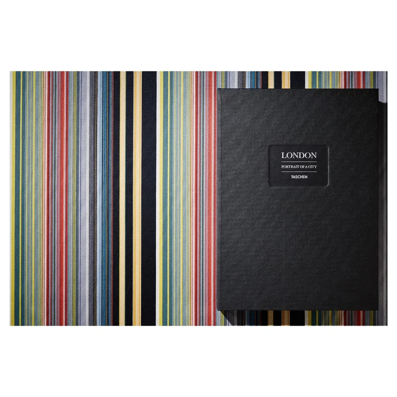 Paul Smith Edition No. 1–500 ‘Piccadilly Circus’ London. Portrait of a City