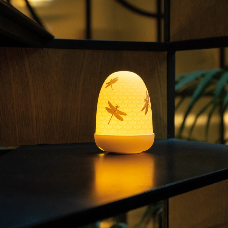 Tischlampe DRAGONFLIES DOME aus Porzellan