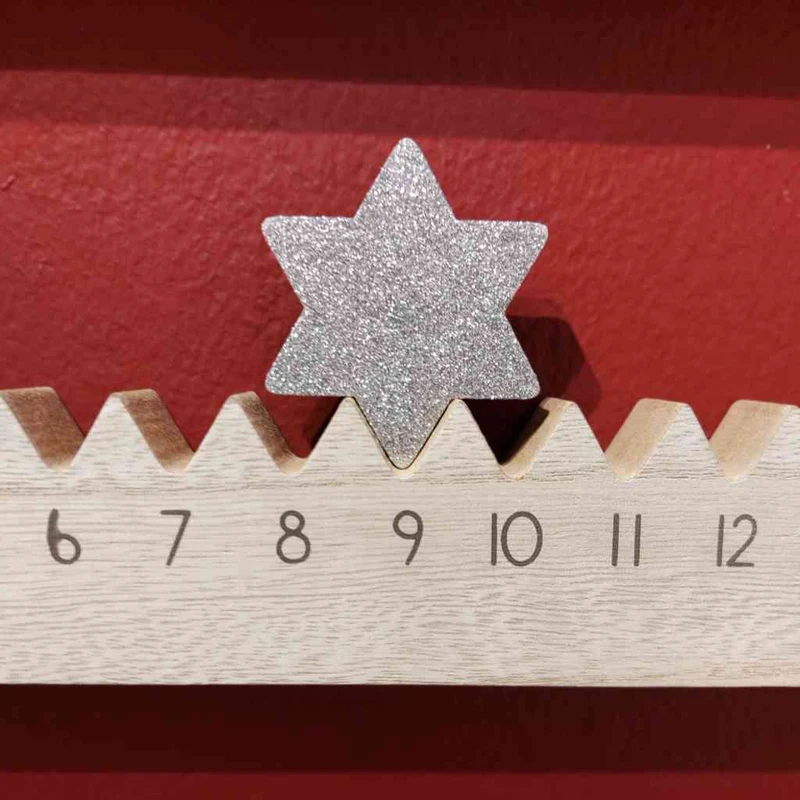 Adventskalender Stern SILVER STAR ☆ Holz ca. 52x5,5x2,5 cm Kollektion Stillenat