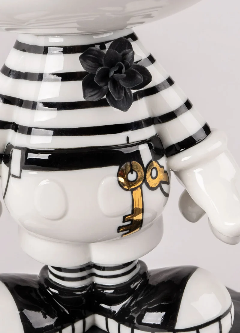 Figur MICKEY in Schwarz und Weiss