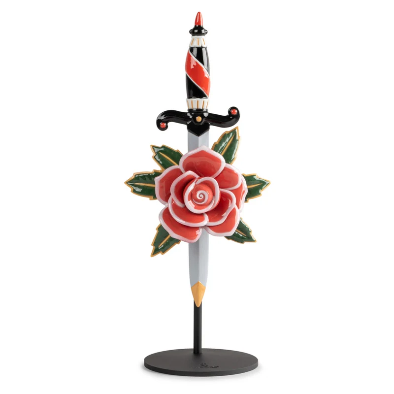 Figur DAGGER AND ROSE aus Porzellan