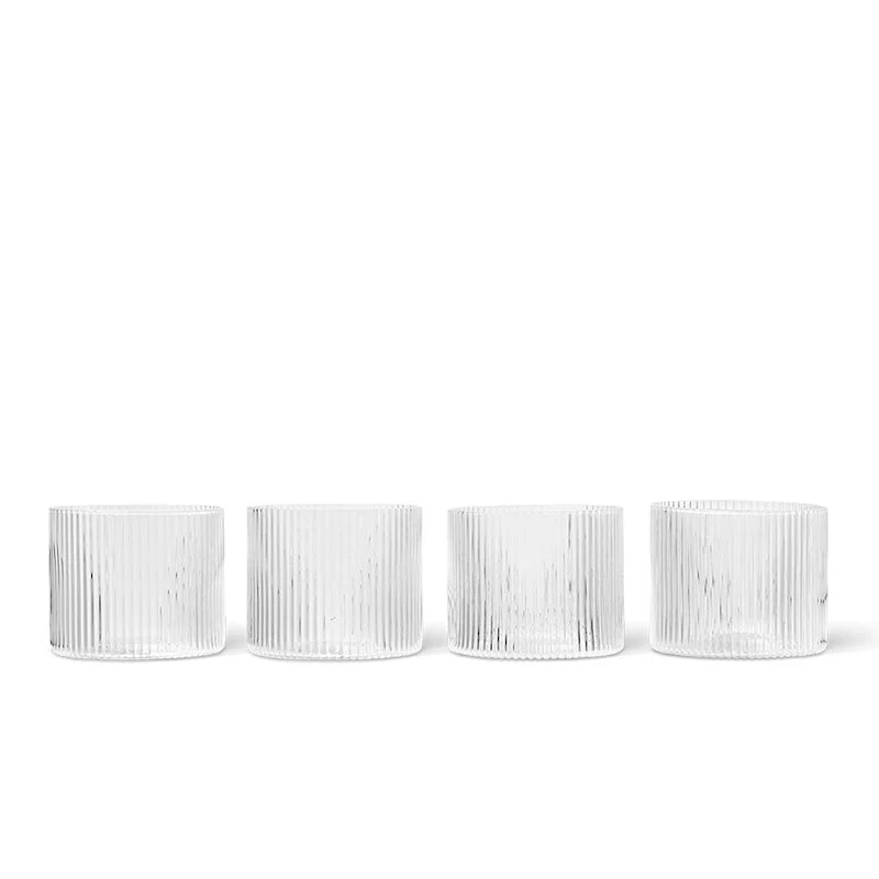 Ripple Low Wassergläser 4er Set – geriffelte Tumbler von ferm LIVING