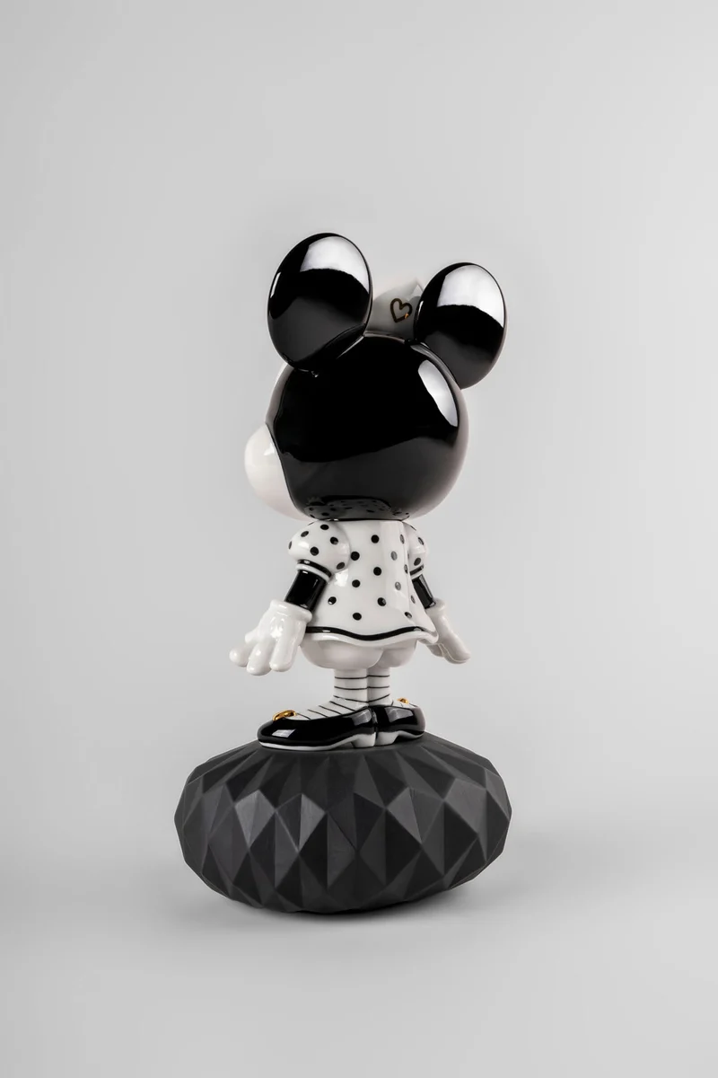 Figur MINNIE in Schwarz und Weiß