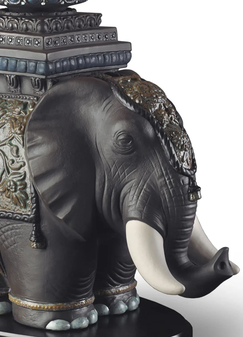 Tischleuchte SIAMESE ELEPHANT aus Porzellan, H70 cm