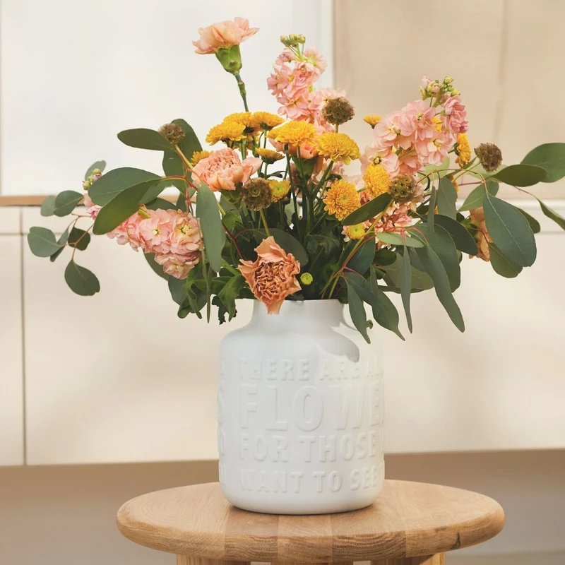 Räder Vase There are always flowers