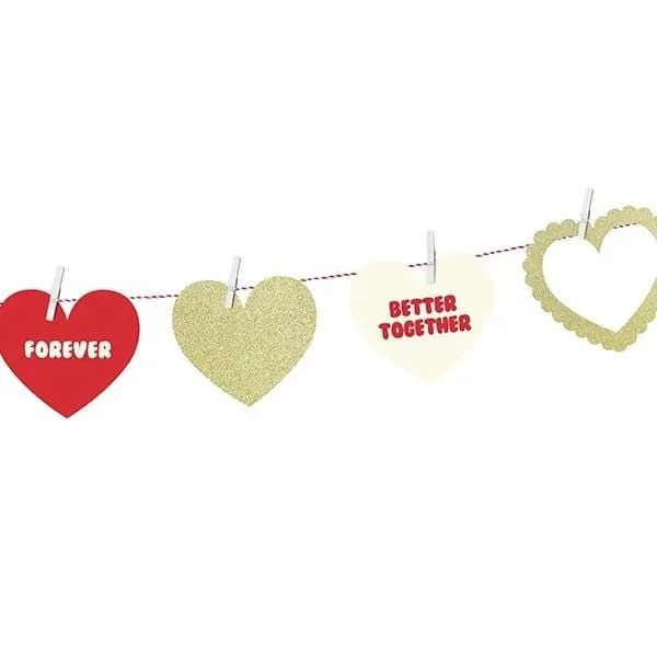 DIY Herzchen Girlande Sweet Love