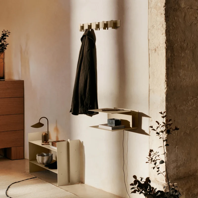 Nachttisch zur Wandmontage Lager Kaschmir- ferm LIVING